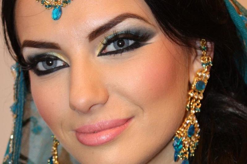 خطوات عمل مكياج خليجى مميز