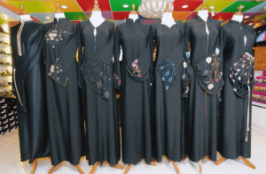أحدث عبايات خليجية راقيه وبسيطة الجزء الاول