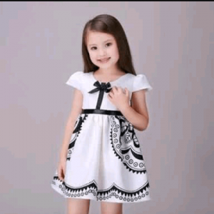 أزياء فساتين أطفال بالصور