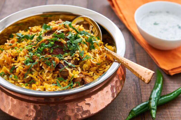طريقة عمل برياني دجاج بالصور خطوة بخطوة