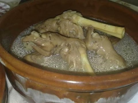 طريقة عمل شوربة الكوارع بالصور