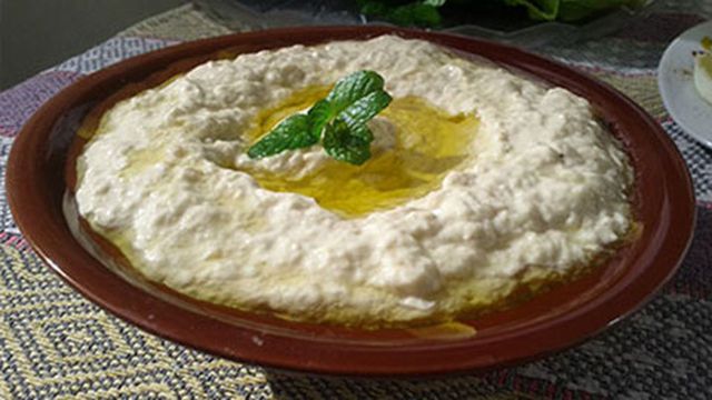 طريقة عمل سلطة البابا غنوج بالطحينة