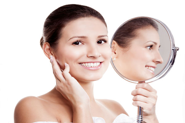 أسباب ظهور البثور وكيفية علاجها