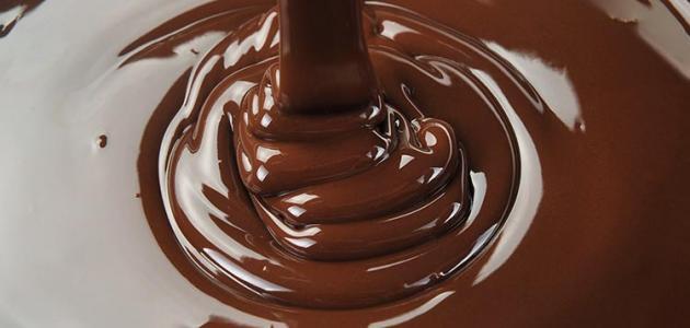 طريقة عمل صلصة الشوكولاتة الساخنة