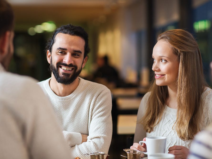 اهم العلامات التى تشير الى حب المرأة للرجل